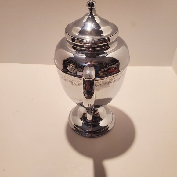 Silverplate Teapot W Fleur De Lis Style Border Vintage App 9.75"H & 10"L - Picture 6 of 10